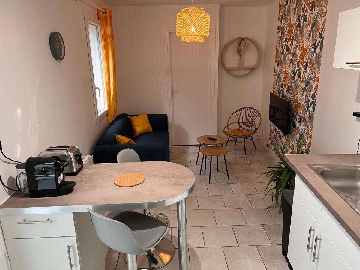 Yellowhouse - Teleworking- Wifi - Cosyhousebyjanna Châtellerault Dış mekan fotoğraf